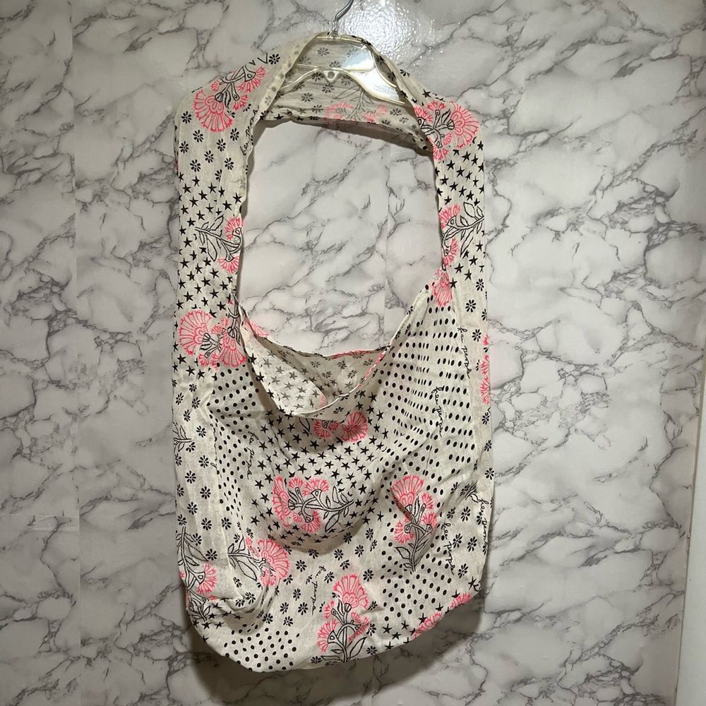 Free People Super Lightweight Reusable Shoulder Bag Slouchy Pink Floral Boho